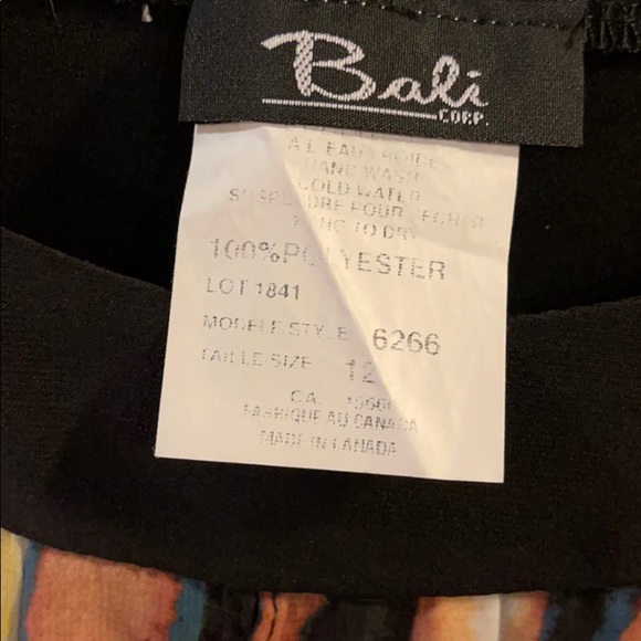 Dress - Picture 4 of 7